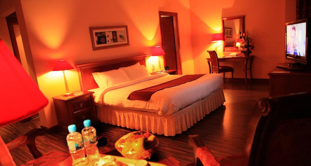 Mirador Hotel Manama Habitación foto
